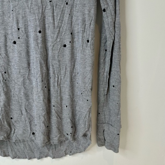 Michael Lauren Gray Ribbed Top - Picture 4 of 11